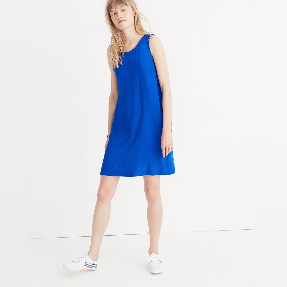 Made well Lakeshore Button Back Dress size S
